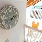 Stylish, Spacious Sea View House * Galway