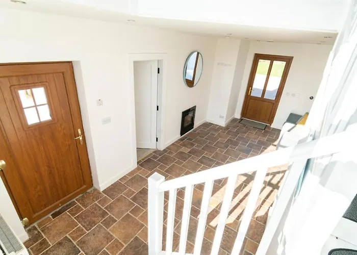 Stylish, Spacious Sea View House * Galway