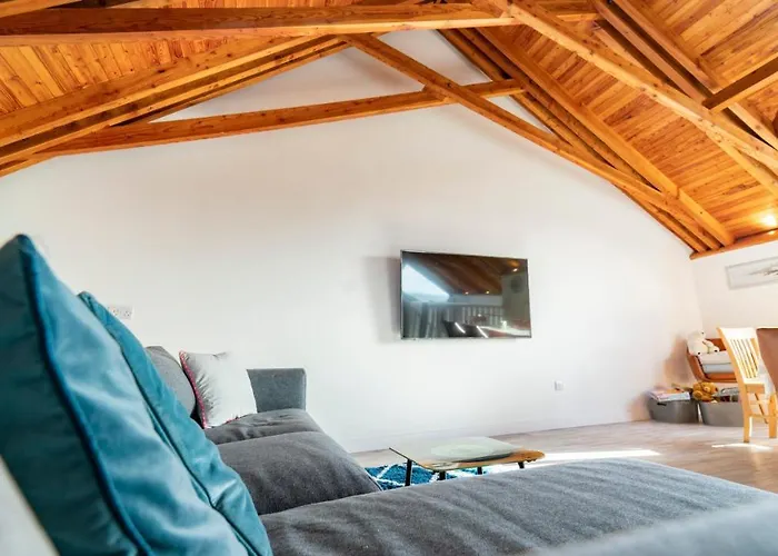 Stylish, Spacious Sea View House * Galway