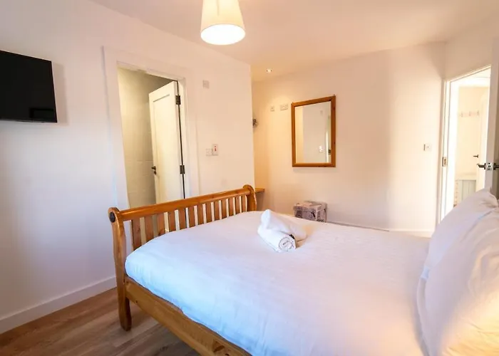 Stylish, Spacious Sea View House * Galway