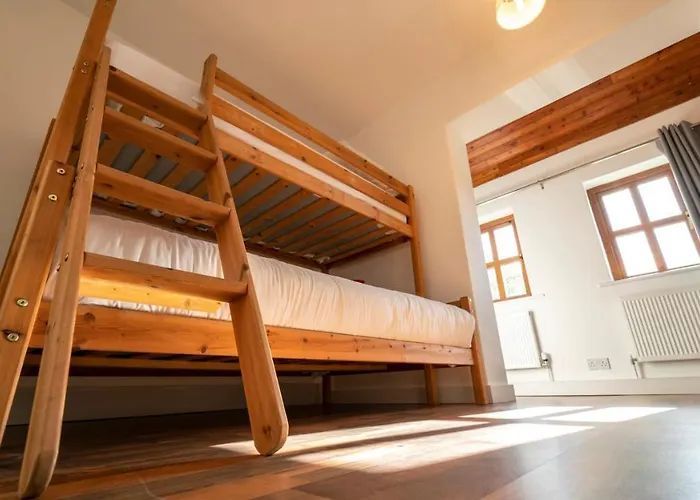 Stylish, Spacious Sea View House Galway